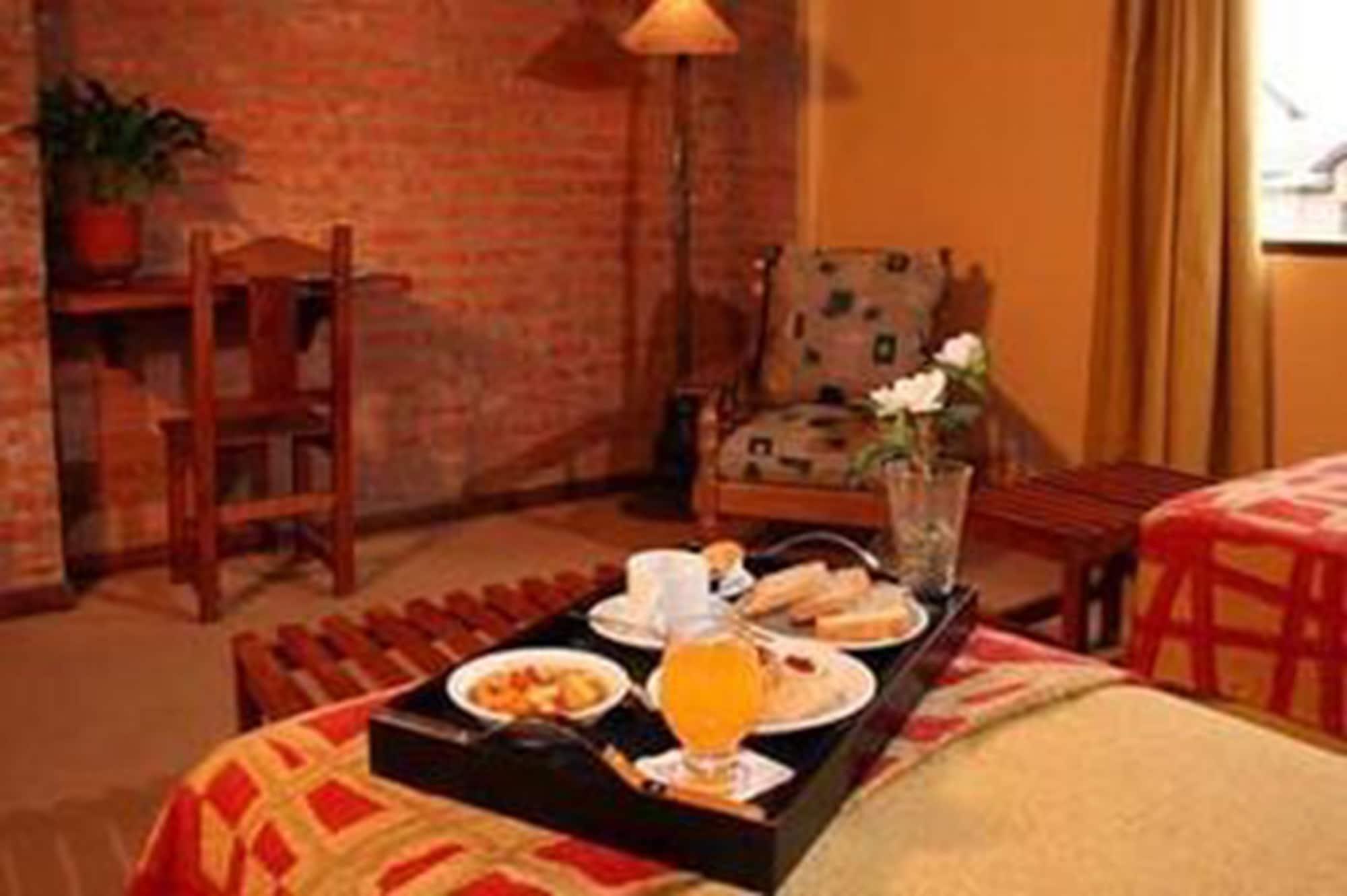 Hosteria Posta Sur El Calafate Bagian luar foto